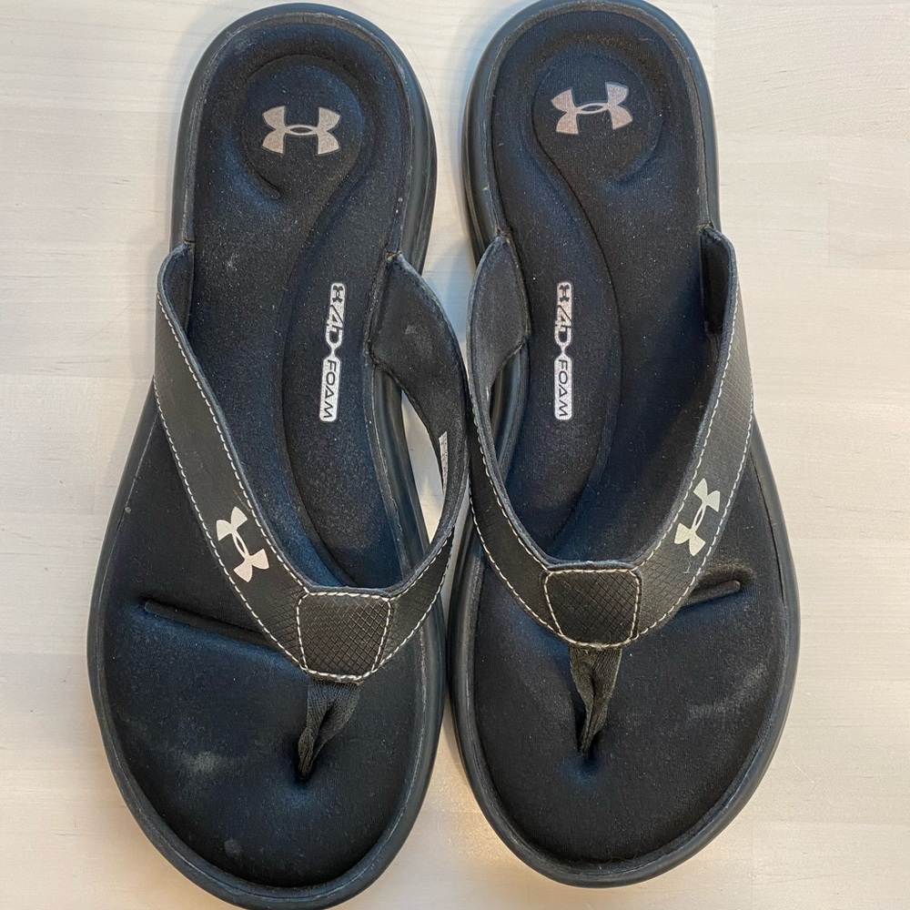 Under Amour Black 4D foam